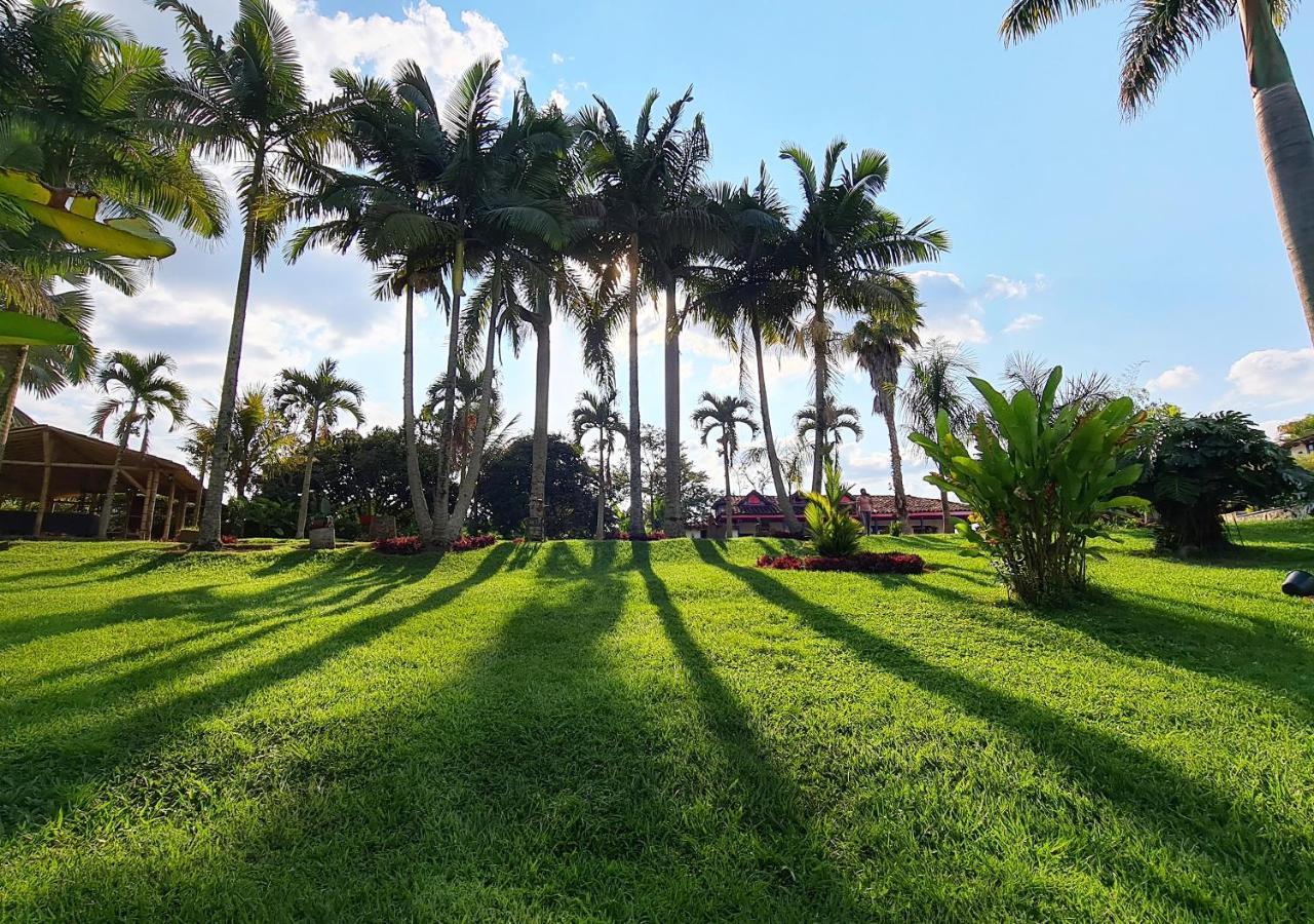 Hacienda Hotel El Percal Pueblo Tapao Eksteriør bilde